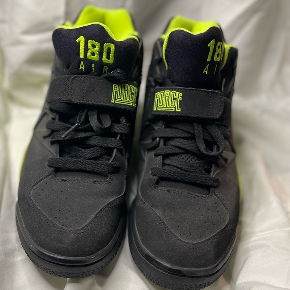 Nike Air 180 - Picture 4 of 5